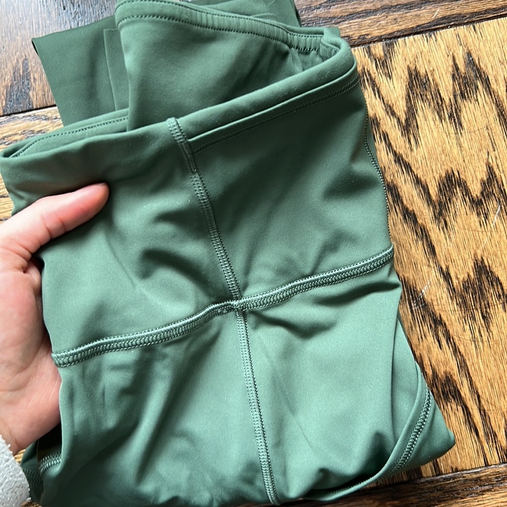 Green lululemon leggings